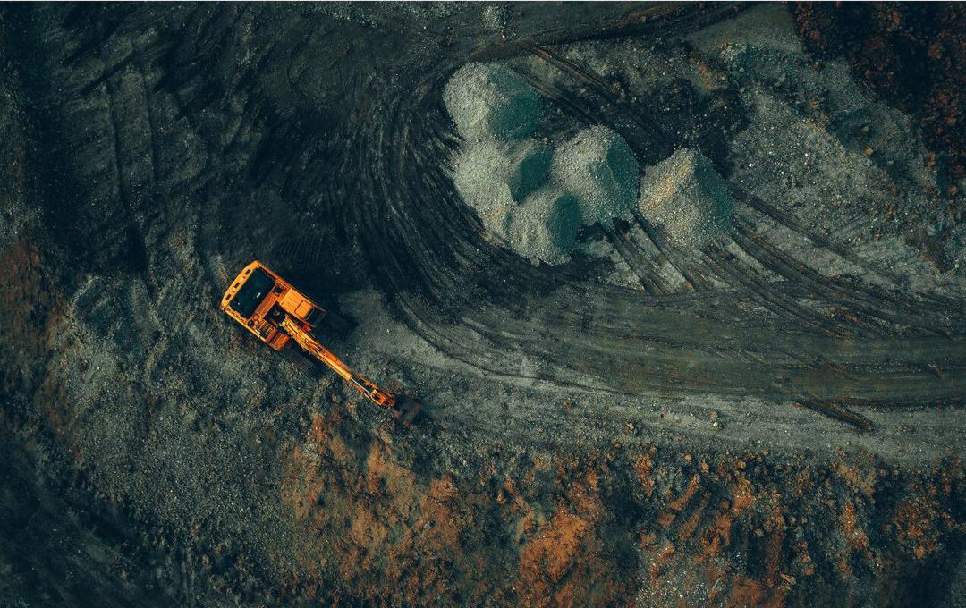 Mining & Quarrying: