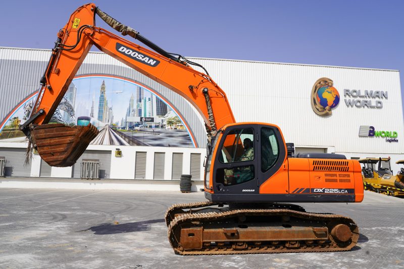 2021 DOOSAN DX 225 LCA2